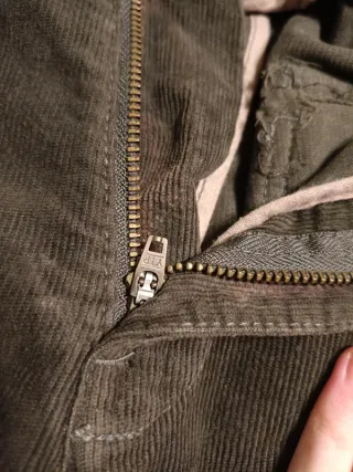 Pantalón cargo de pana verde