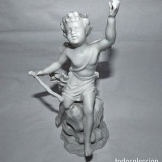 Figura de porcelana biscuit ángel