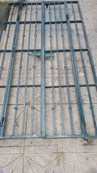 Cancelín de Hierro 2.16 x 1.18 hueco puerta 75