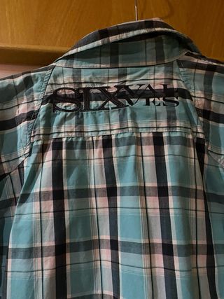 Camisa de manga corta a cuadros