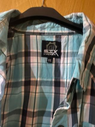 Camisa de manga corta a cuadros