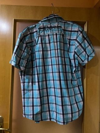 Camisa de manga corta a cuadros