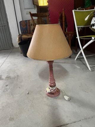 Lampada da terra e tavolino vintage asiatico