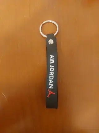 Porta-chaves Jordan preto