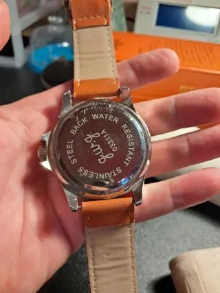 Reloj gwg Hombre Negro y Dorado