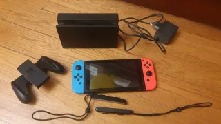 Consola Nintendo Switch Azul/Rojo + Accesorios