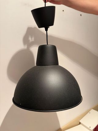 Lámpara colgante Ikea Skurup negra 38cm