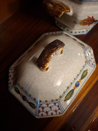 Sopera cerámica vintage decorada