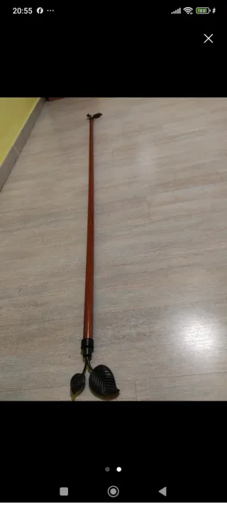 Barra cortina madera y forja hojas en los extremos