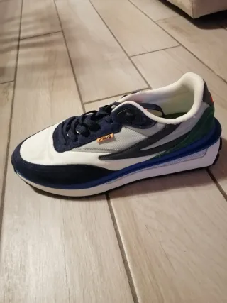 Scarpe Fila uomo blu e bianche