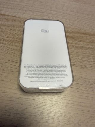 Apple iPod Touch 4ta Gen 32GB Negro Nuevo