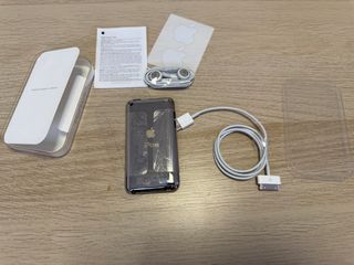 Apple iPod Touch 4ta Gen 32GB Negro Nuevo