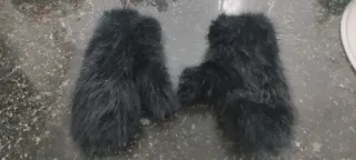 Guantes de pelo negros invierno