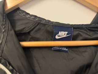 Cortavientos Nike Unisex JUST DO IT.