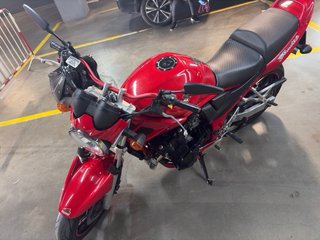 Suzuki Bandit Moto Roja
