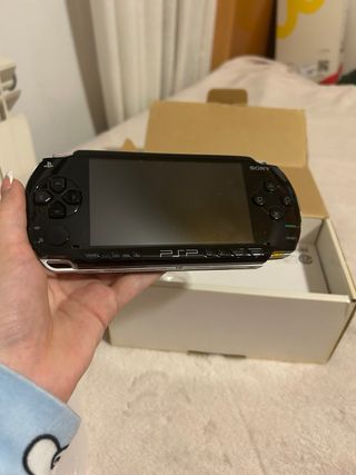 Sony PSP-1004 Value Pack Negra