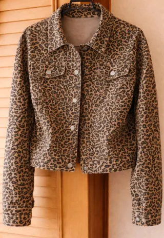 Chaqueta vaquera leopardo mujer