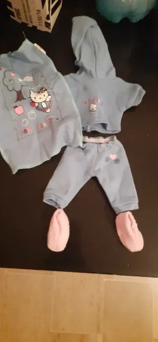 Bambola da collezione di hello kitty