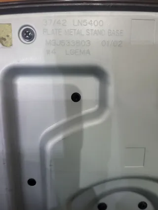 Pie TV LG 37-42 pulgadas LN5400