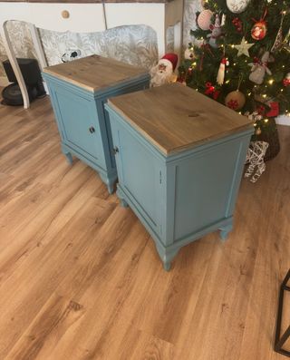 Mesitas de noche antiguas restauradas a tu gusto