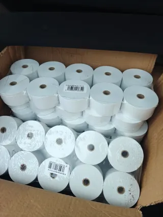 21 packs de 10 unidades de rollos de papel