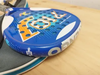 Pala de pádel júnior Artengo con funda