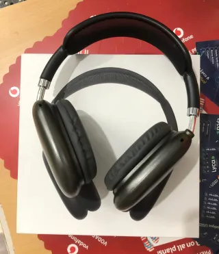 Cascos inalámbricos Apple negros