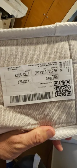 Cama infantil Montessori Bainba + Colchón Pikolin