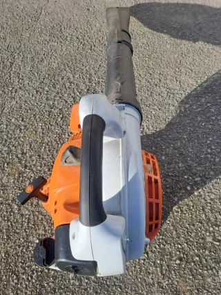 Soplador gasolina STIHL casi nuevo