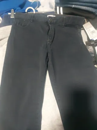 Pantalón vaquero azul marino chico