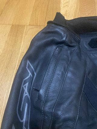 Pantalones de cuero RST para moto