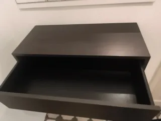 Mueble recibidor flotante Ikea