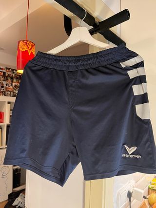 Bermuda deportiva Bemiser azul marino Talla M