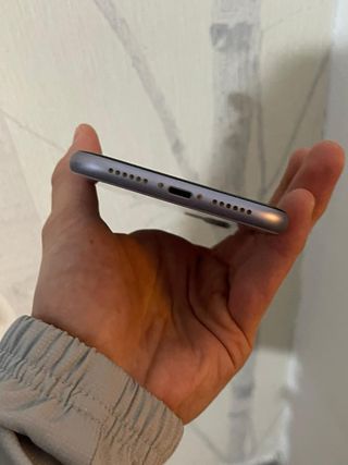 Teléfono Móvil Morado