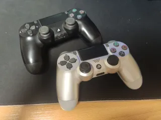 2 Mandos PS4 (PlayStation 4) Sony