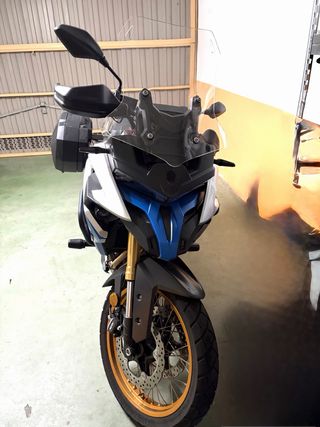 Moto VOGE 525 DSX con maletas