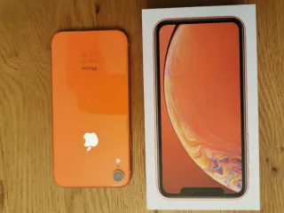 iPhone XR 128GB Coral
