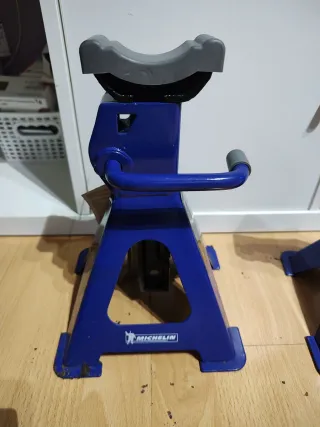 MICHELIN 92417/009557 Set de Caballetes de Apoyo