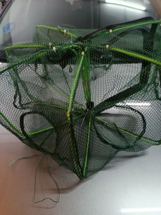 Red de pesca plegable varios orificios