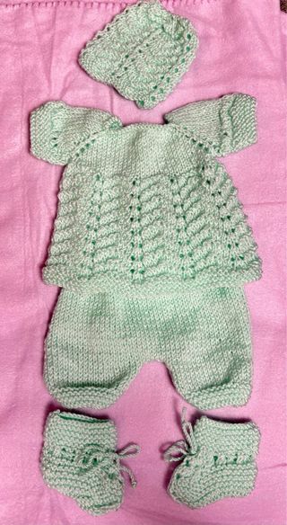 Conjunto bebé reborn tejido a mano talla de 0 a 3
