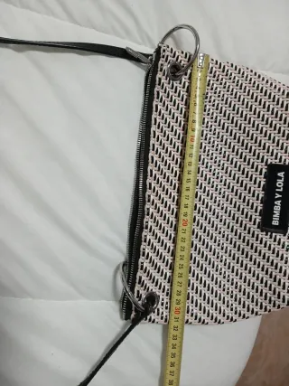 Bolso bandolera Bimba y Lola blanco y negro