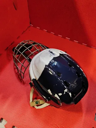 Casco Hockey Patines Línea