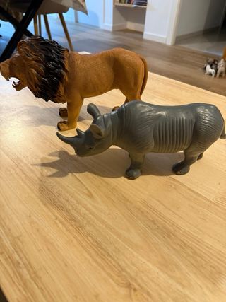 Animales de juguetes