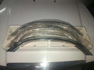Aletines Cromados Mercedes W124