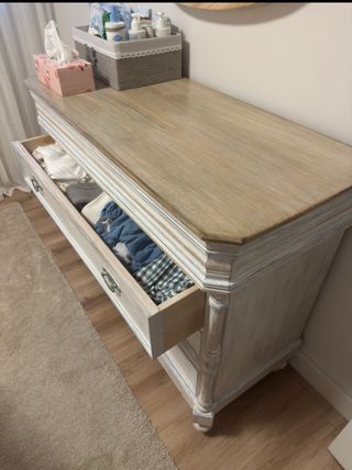 Cómoda cambiador reastauradas por encargo