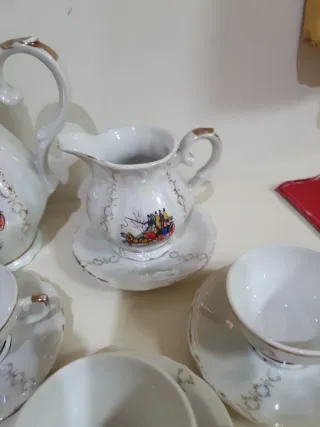 Servizio da tè in porcellana