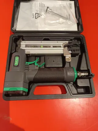 Clavadora Neumática SALKI CSK P06