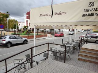 Traspaso Bar abacería. Castilleja de la Cuesta