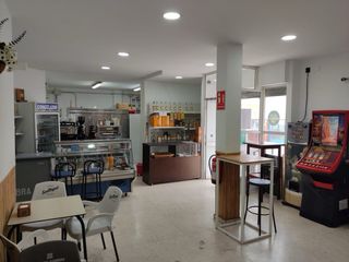 Traspaso Bar abacería. Castilleja de la Cuesta