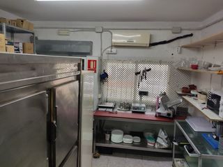 Traspaso Bar abacería. Castilleja de la Cuesta